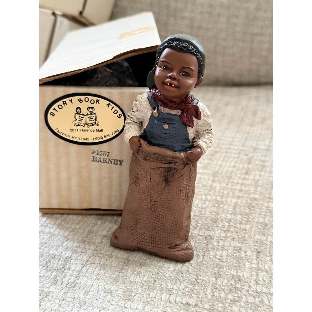 Vintage 1992 Martha Holcombe All God's Childre Barney Sack Race #9 Figurine 5"